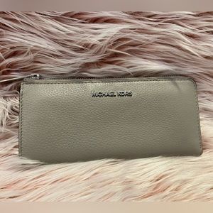 Michael Kors Outlet Jet Set Wallet